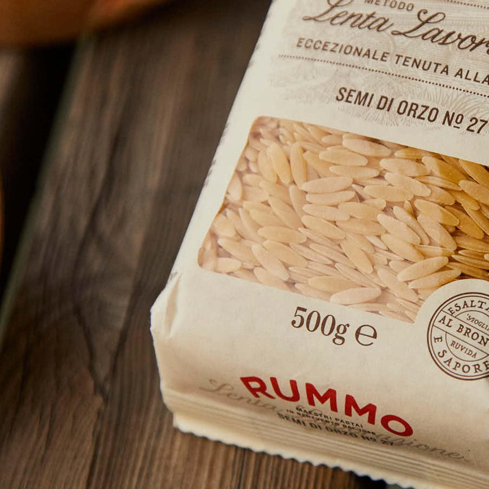 Rummo orzo close-up reveals premium durum wheat semolina texture