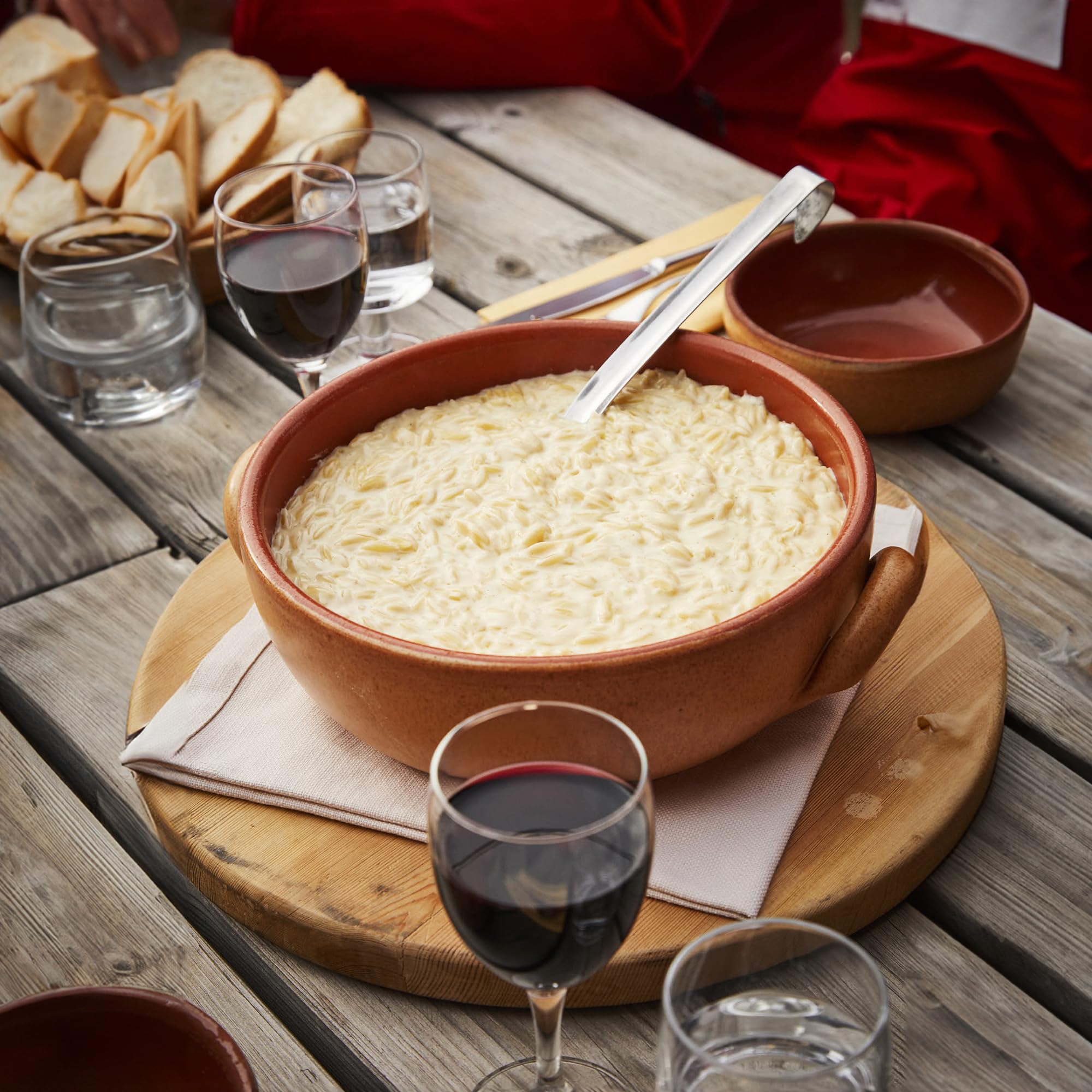 Rummo orzo on a kid-friendly plate demonstrates easy pasta introduction