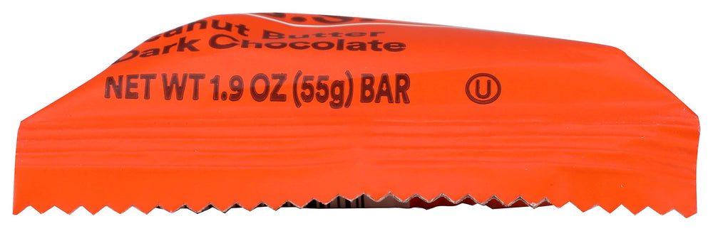 RXBAR Dark Chocolate Peanut Butter AM Bar packaging, compact and shareable.
