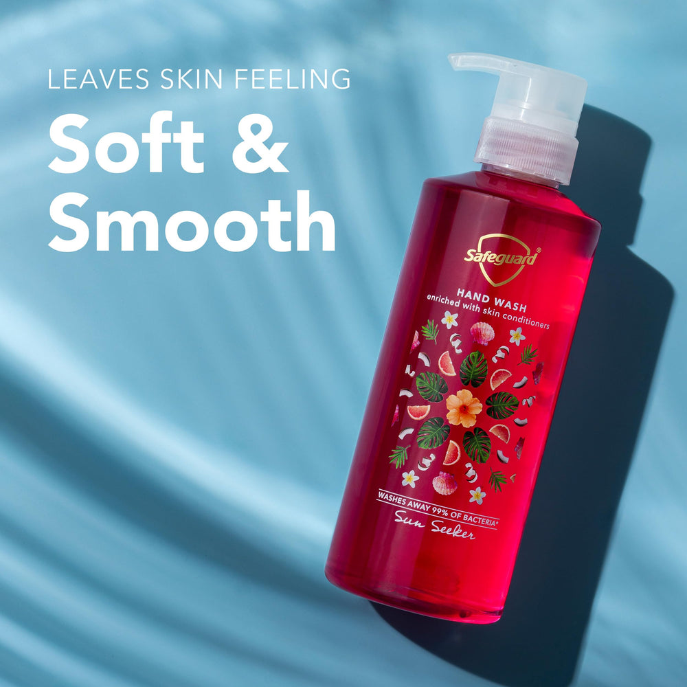 Safeguard Sun Seeker foaming wash with natural moisturizers.
