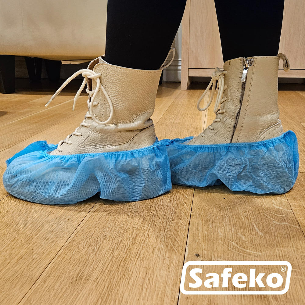 SAFEKO blue boot covers fit most shoes pack-100 illustration for universal sizing