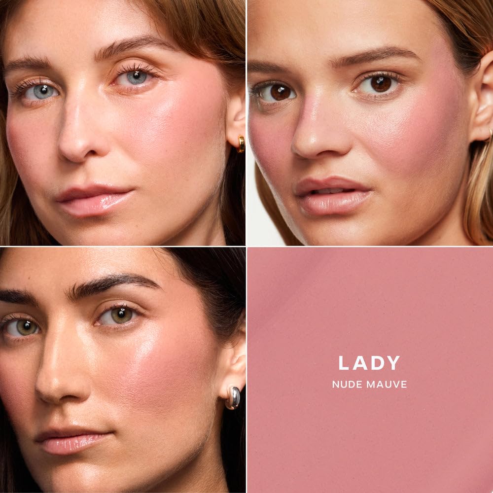 Glowy Super Gel on high points delivers dewy dimension