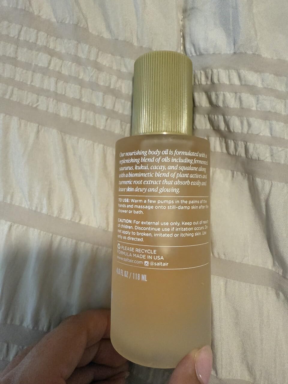 Saltair Golden Hour scent evokes tropical notes of sunflower, pineapple, and coconut.