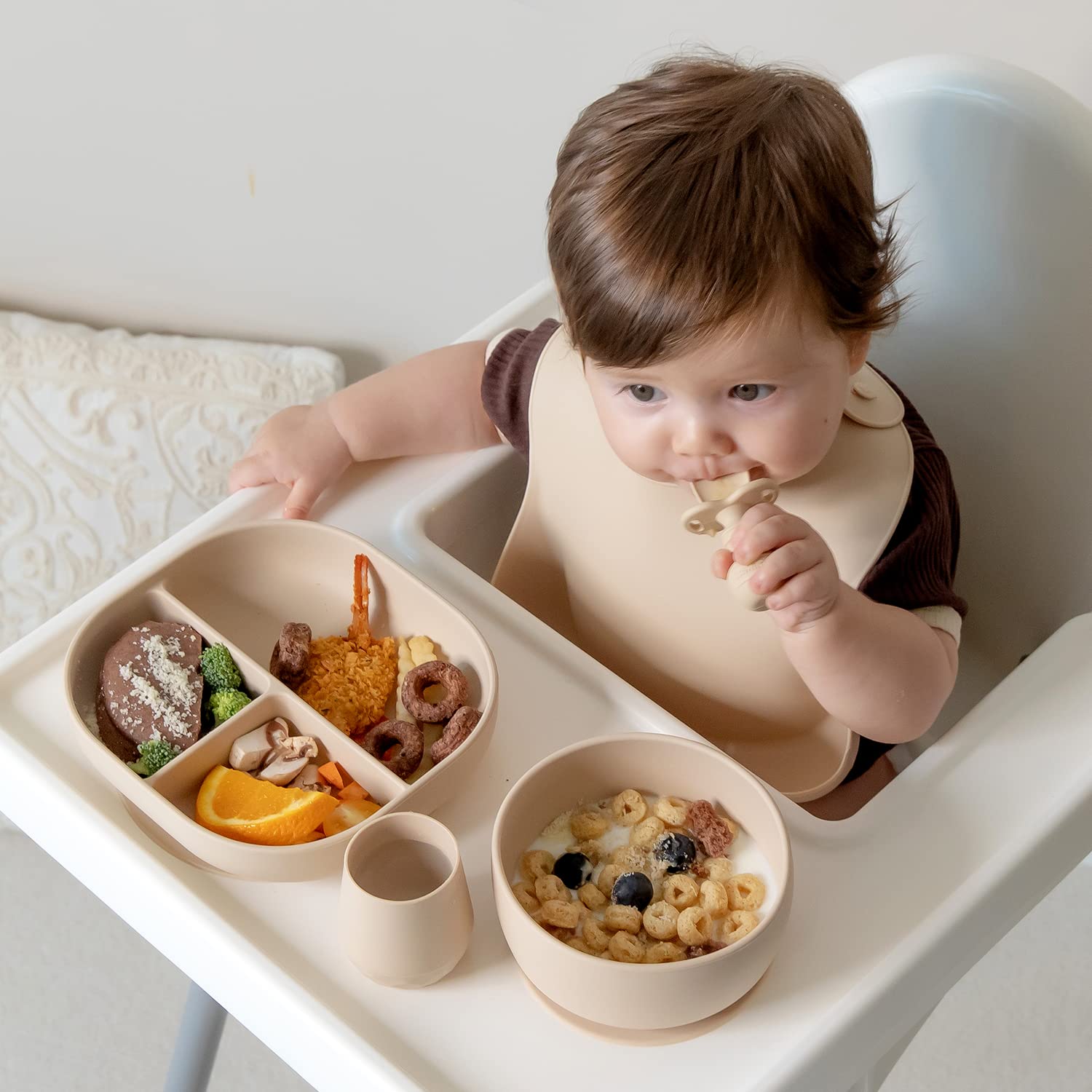SAMiGO BPA-free dishwasher-safe silicone spoons for simple cleaning