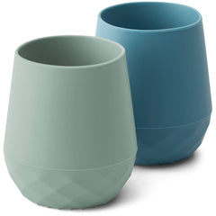 SAMiGO open-cup-tiny-hand helps little ones learn to sip safely.