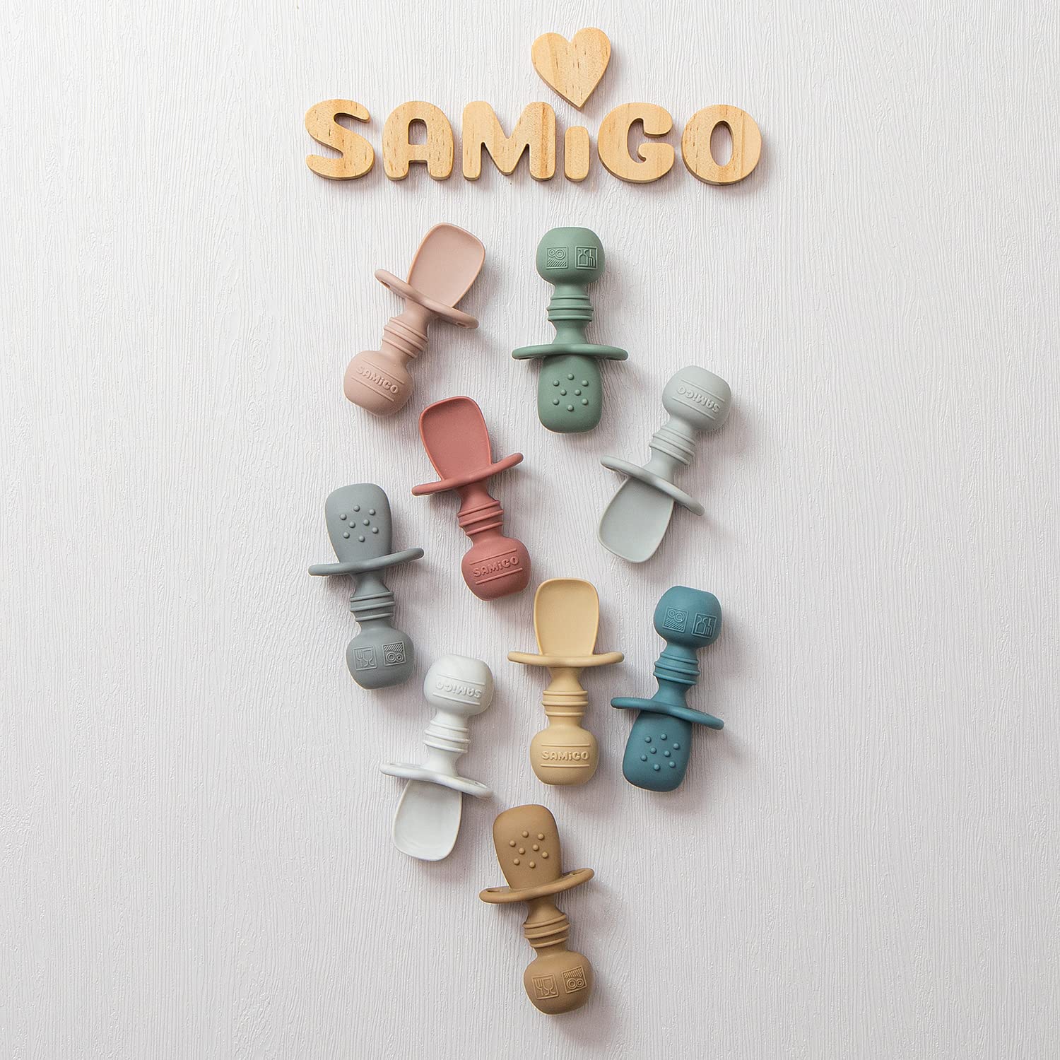 SAMiGO textured-handle design aids tiny hands during feeding