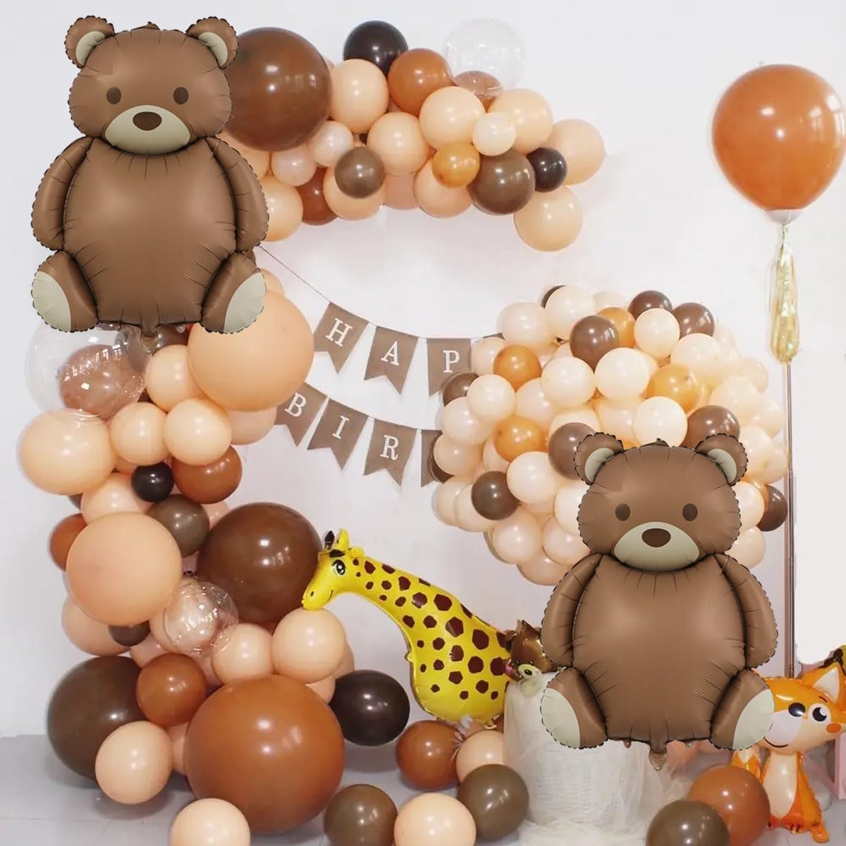 SAMOKA bear balloons used as wall backdrop for photos