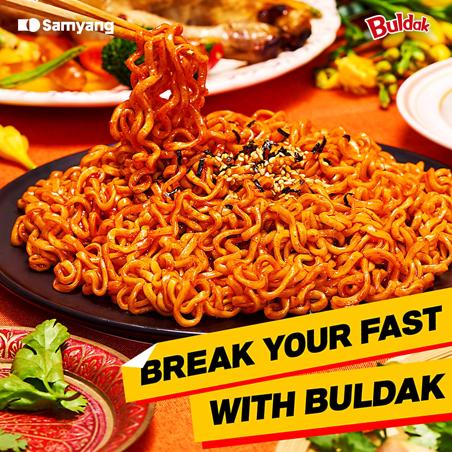 SAMYANG Buldak seaweed-sesame-flakes close-up for color and crunch