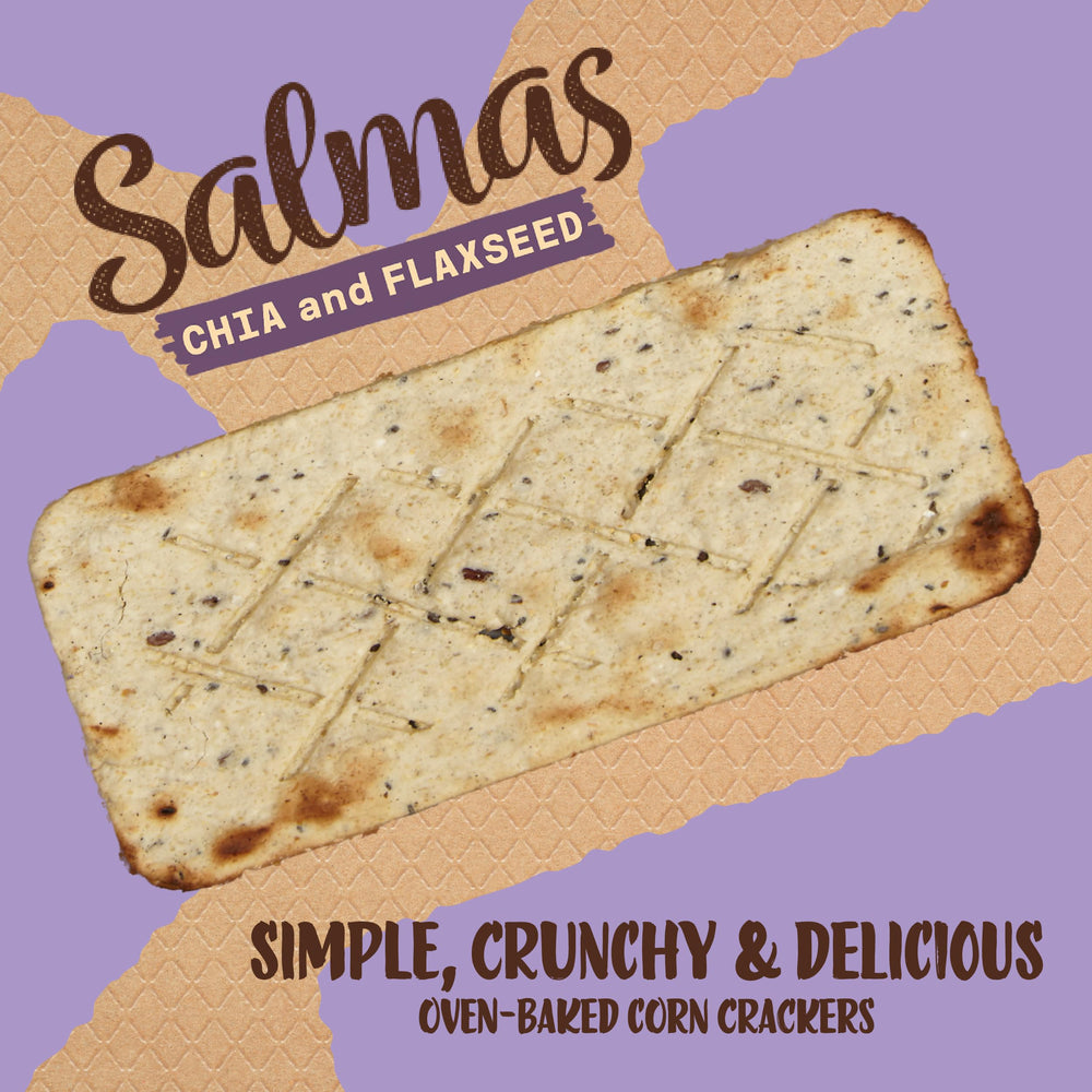 Sanissimo Salmas cracker close-up with a light, crunchy bite.