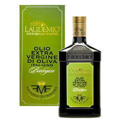Sanniti Laudemio bottle close-up, premium EVOO ideal for finishing refined dishes.