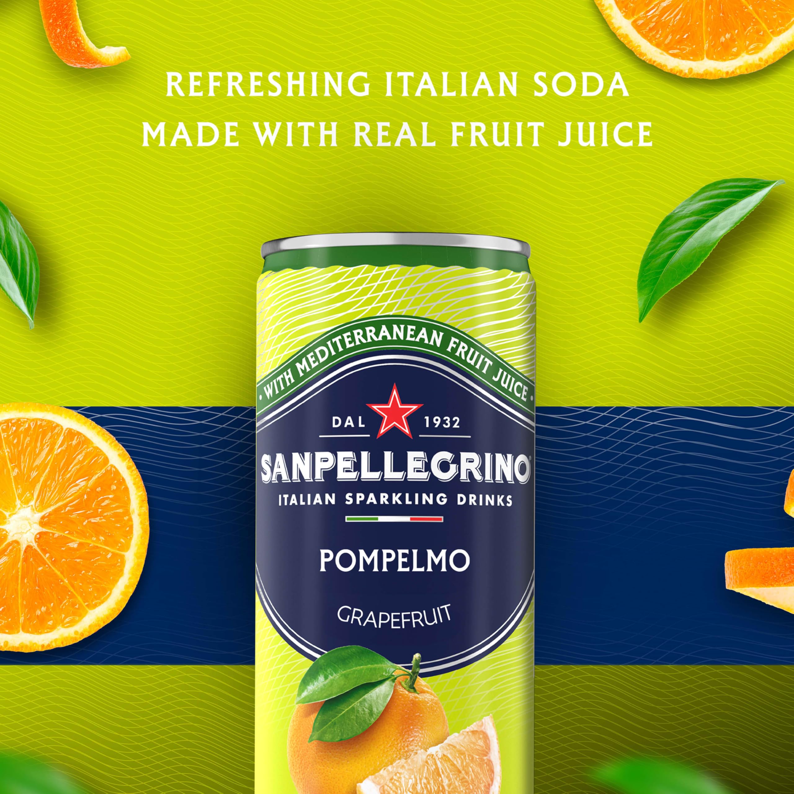Sanpellegrino Pompelmo grapefruit slices garnish, enhancing aroma and flavor.