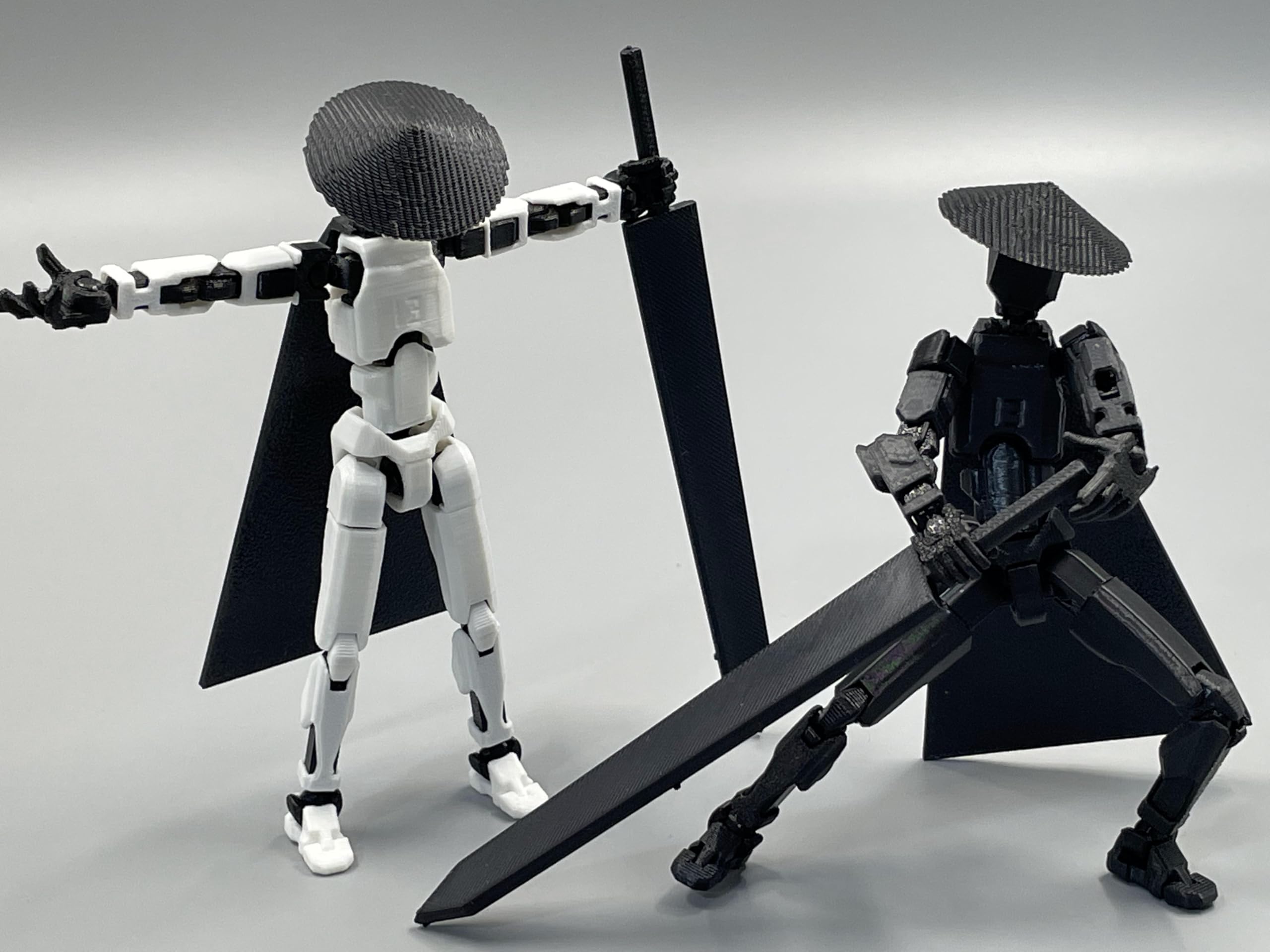 SANSGOUP Titan 13 assembled dummy ready to display and pose