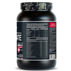Sascha Fitness hydrolyzed whey strawberry shaker shows creamy milkshake-like texture