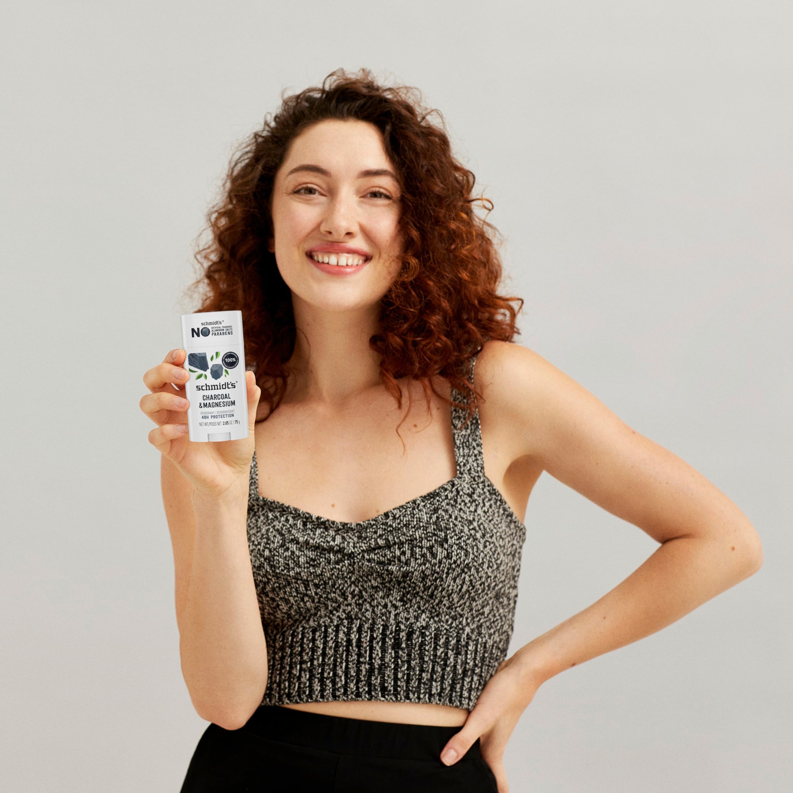 Visual emphasis on 24-hour odor protection claim for all-day freshness.