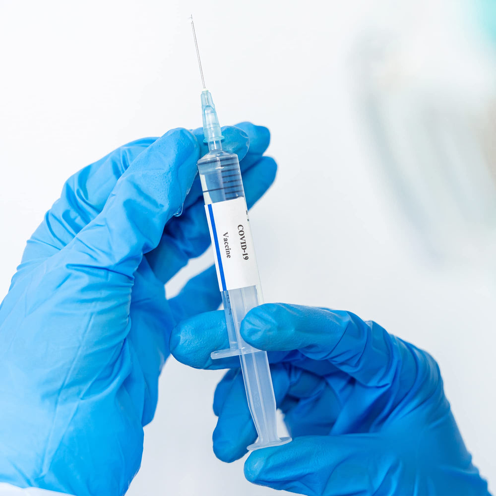 Non-sterile Schneider nitrile gloves for general tasks.
