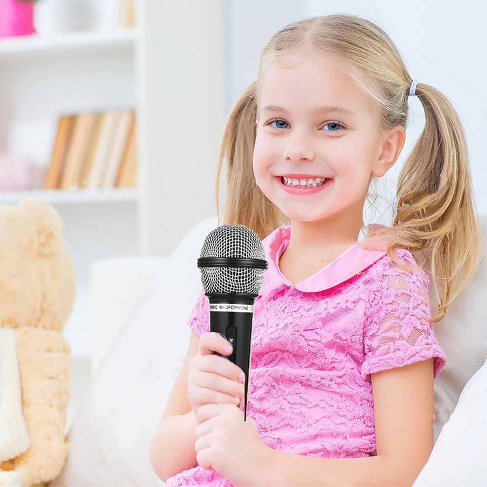 Sealhuan microphone toy, black plastic prop perfect for birthday bags.