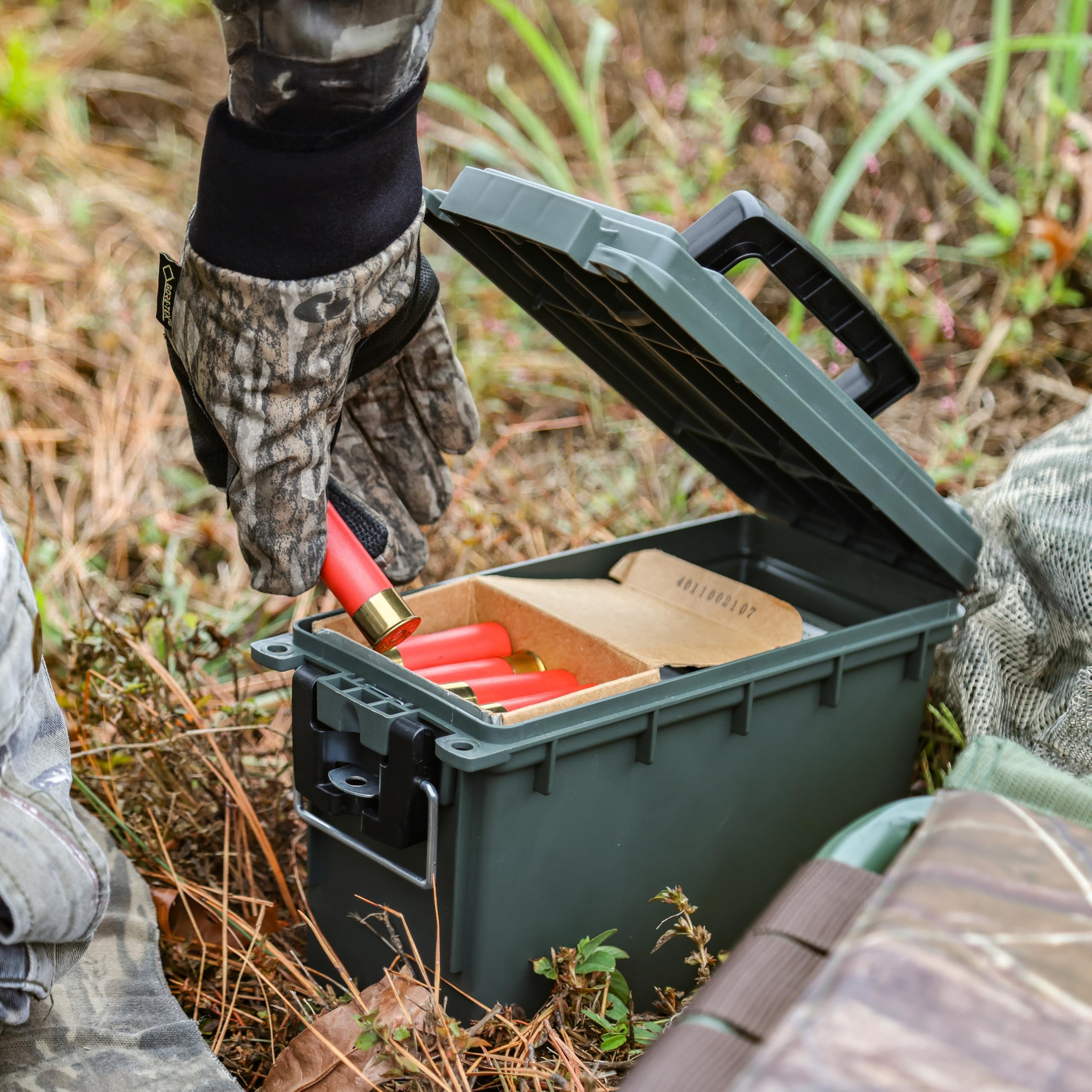 Sheffield 12791 USA-made storage box for hunting gear