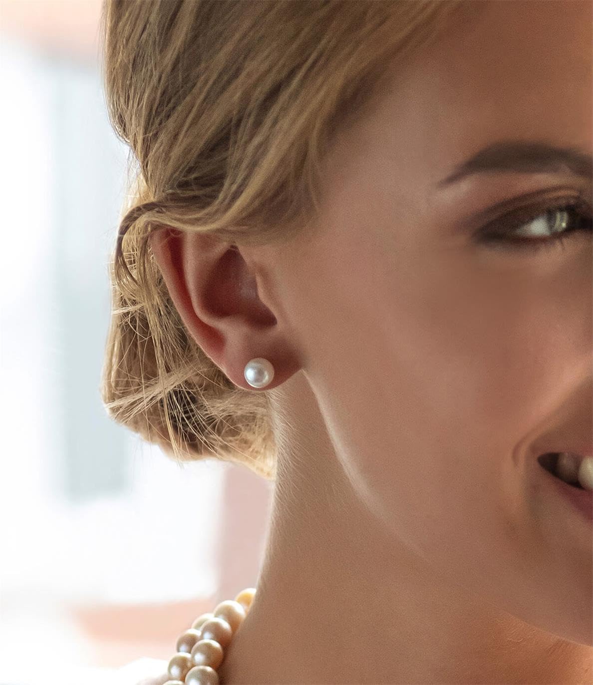 Showself Pearl small gold stud earrings 5mm versatile minimal style with durable finish.