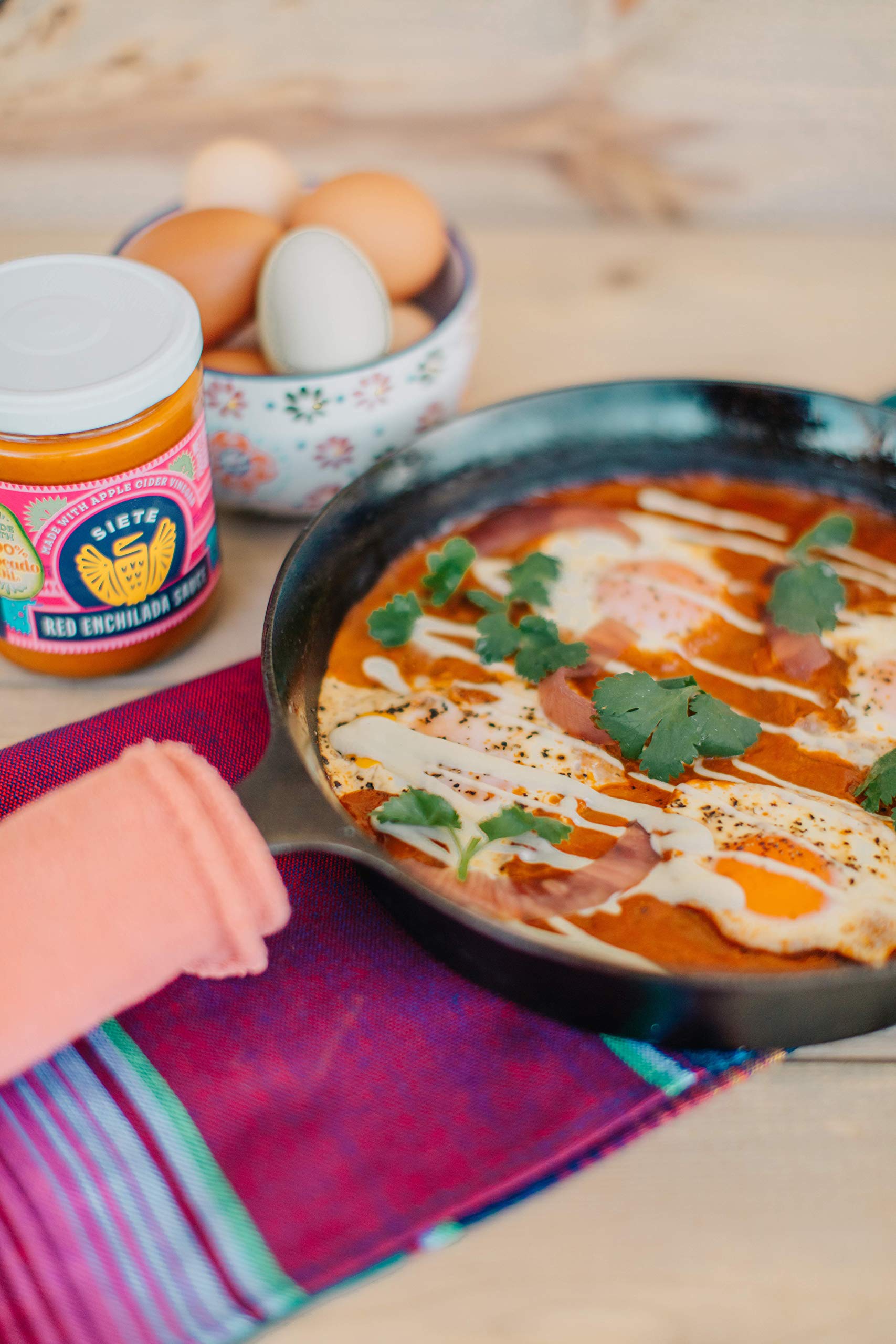 Siete Enchilada Red nutrition panel emphasizing a clean-label sauce