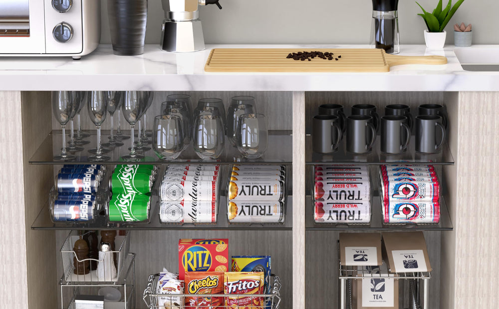 Simple Houseware clear organizer bin simplifies cleanup and maintenance.