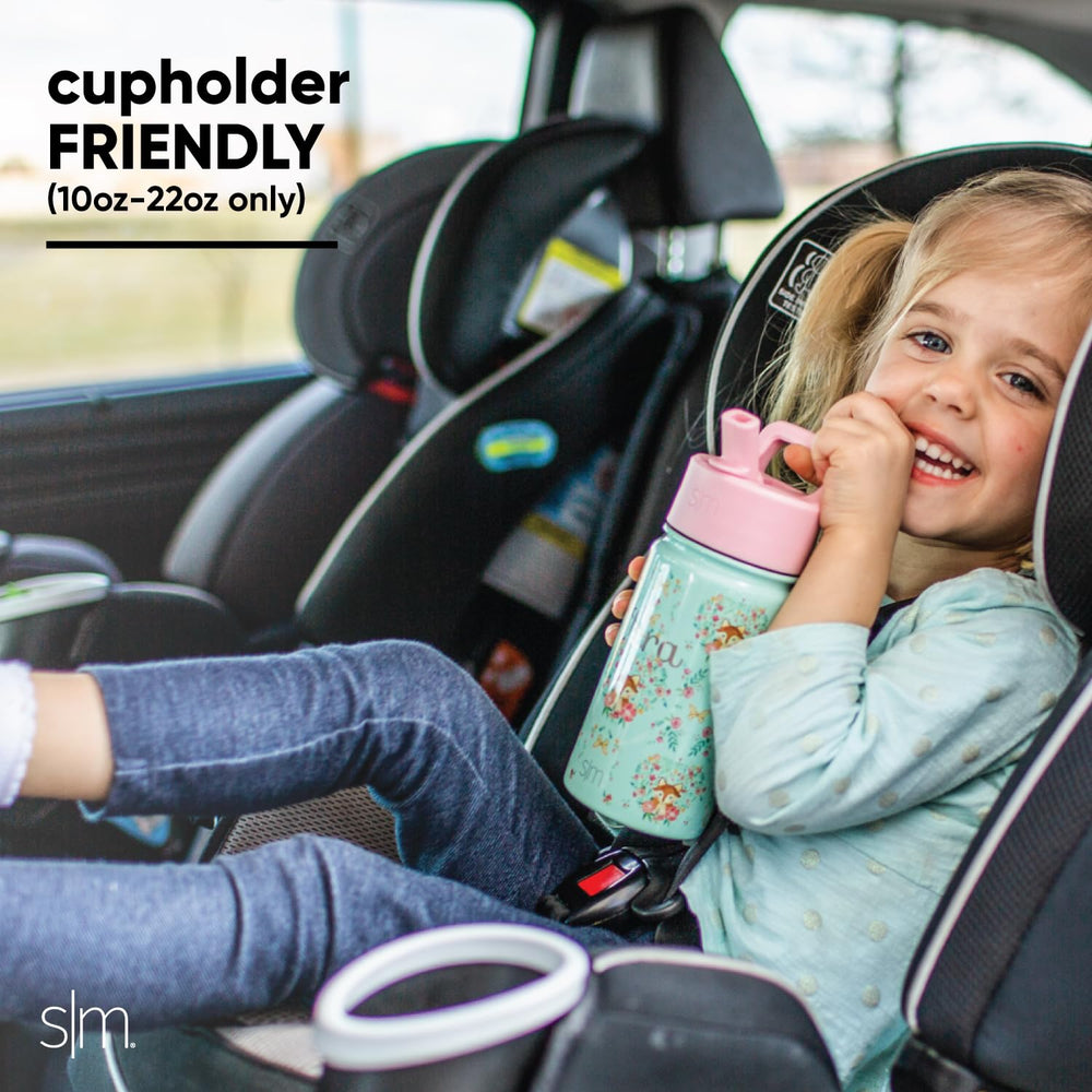Leakproof straw lid prevents spills during playtime and meals.