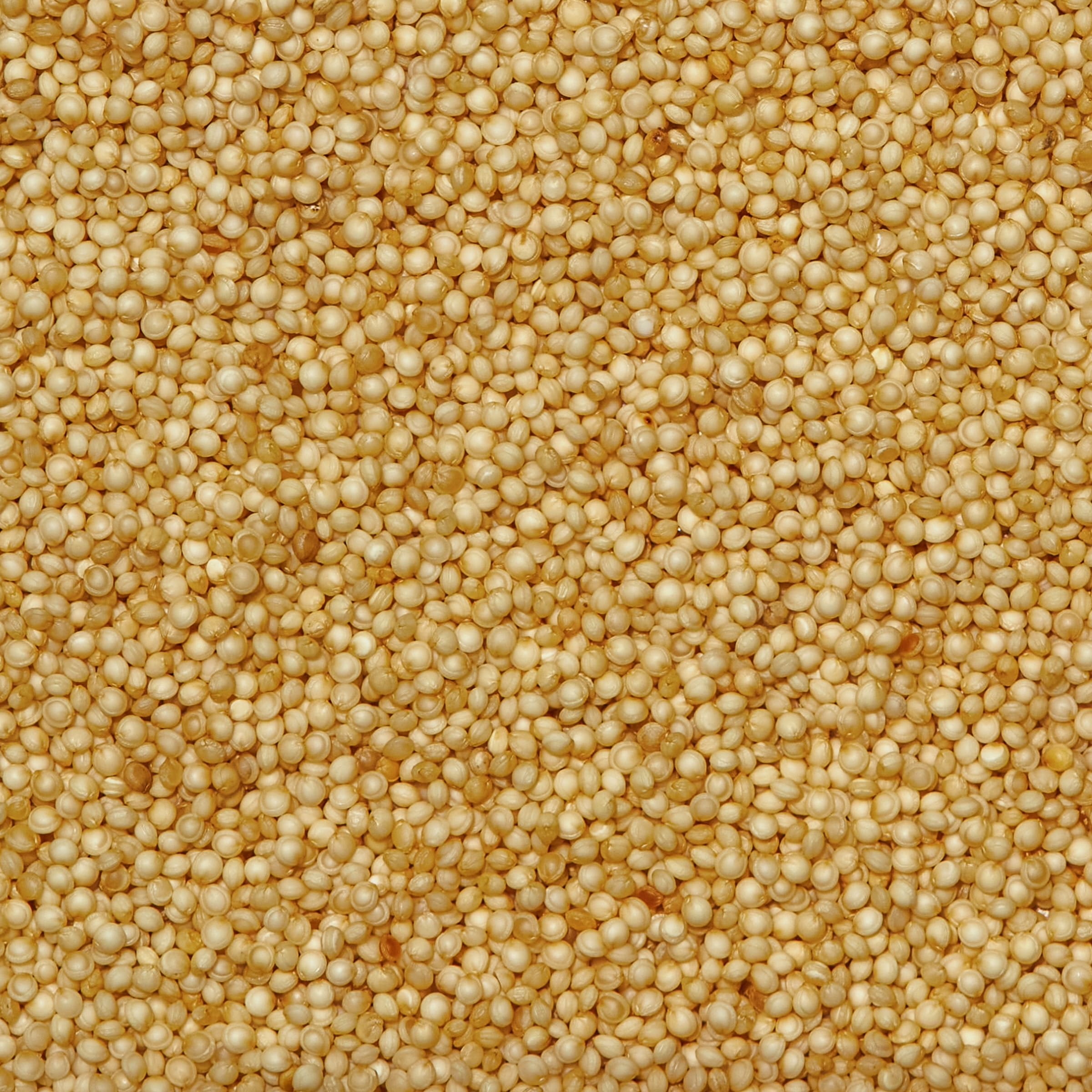 SIMPLi Amaranth is naturally gluten-free, pairing well with sweet and savory toppings.