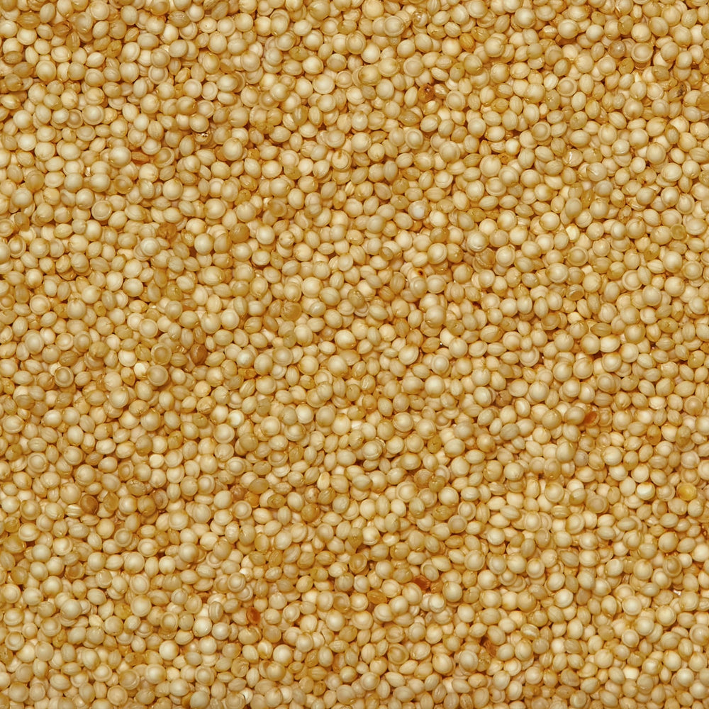 SIMPLi Amaranth is naturally gluten-free, pairing well with sweet and savory toppings.