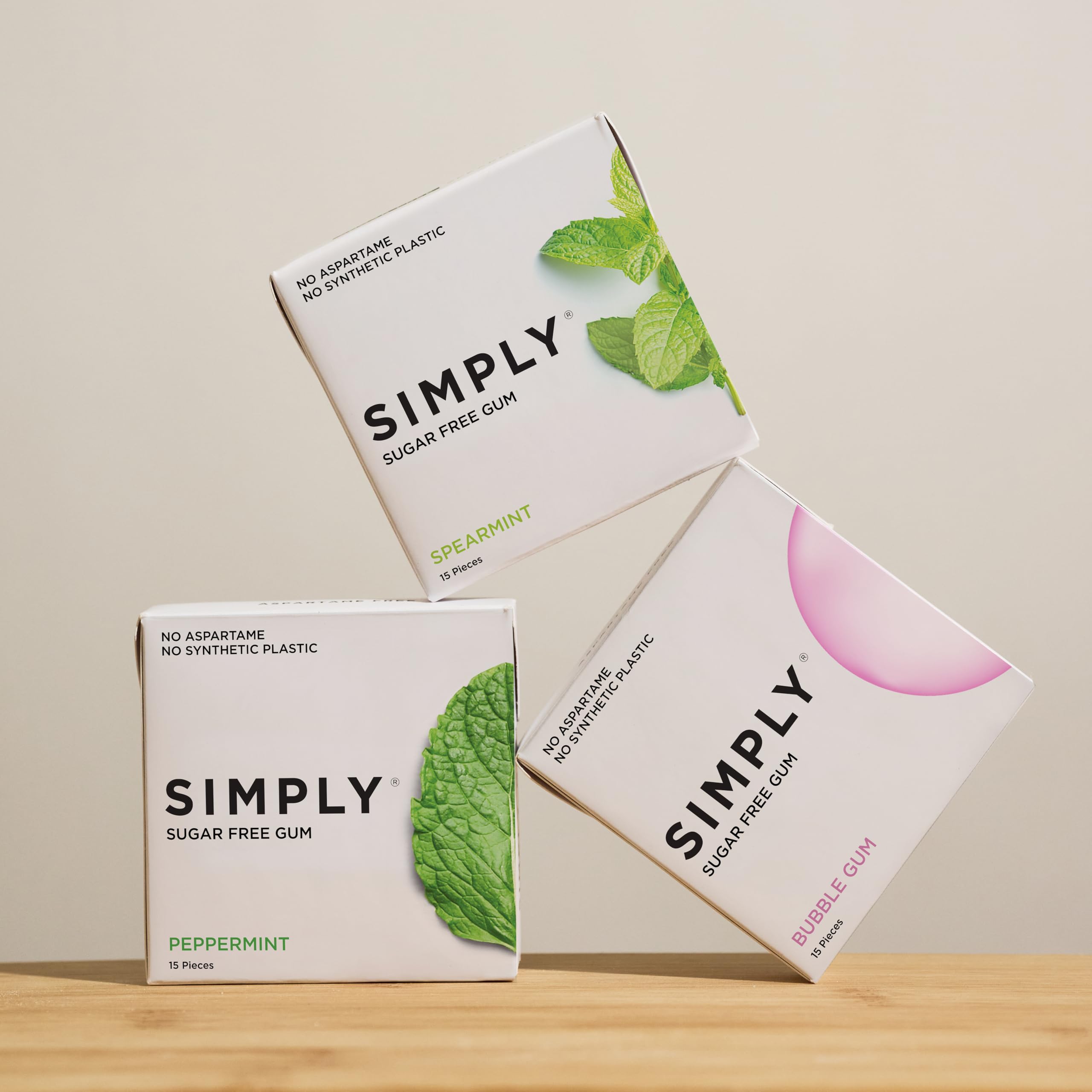 SIMPLY Gum xylitol panel highlights natural sweetener for on-the-go use.