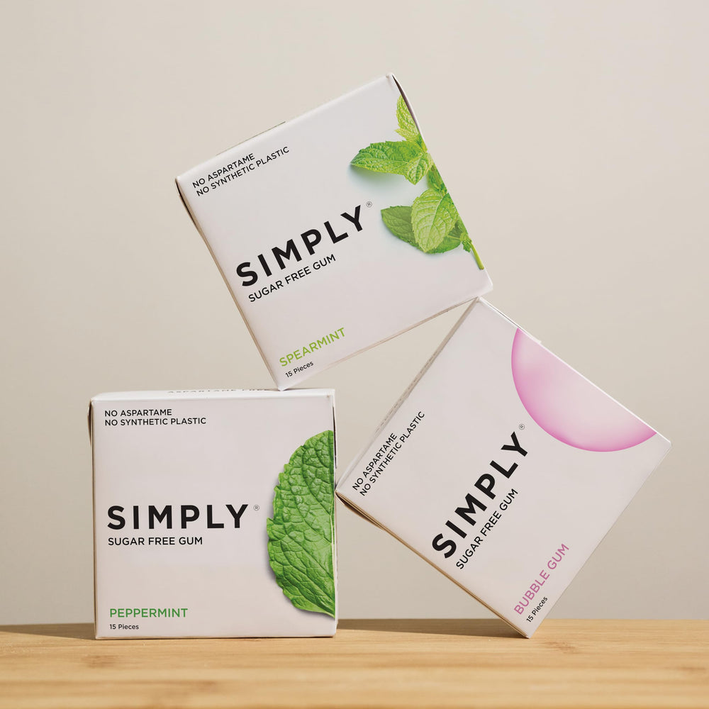 SIMPLY Gum xylitol panel highlights natural sweetener for on-the-go use.