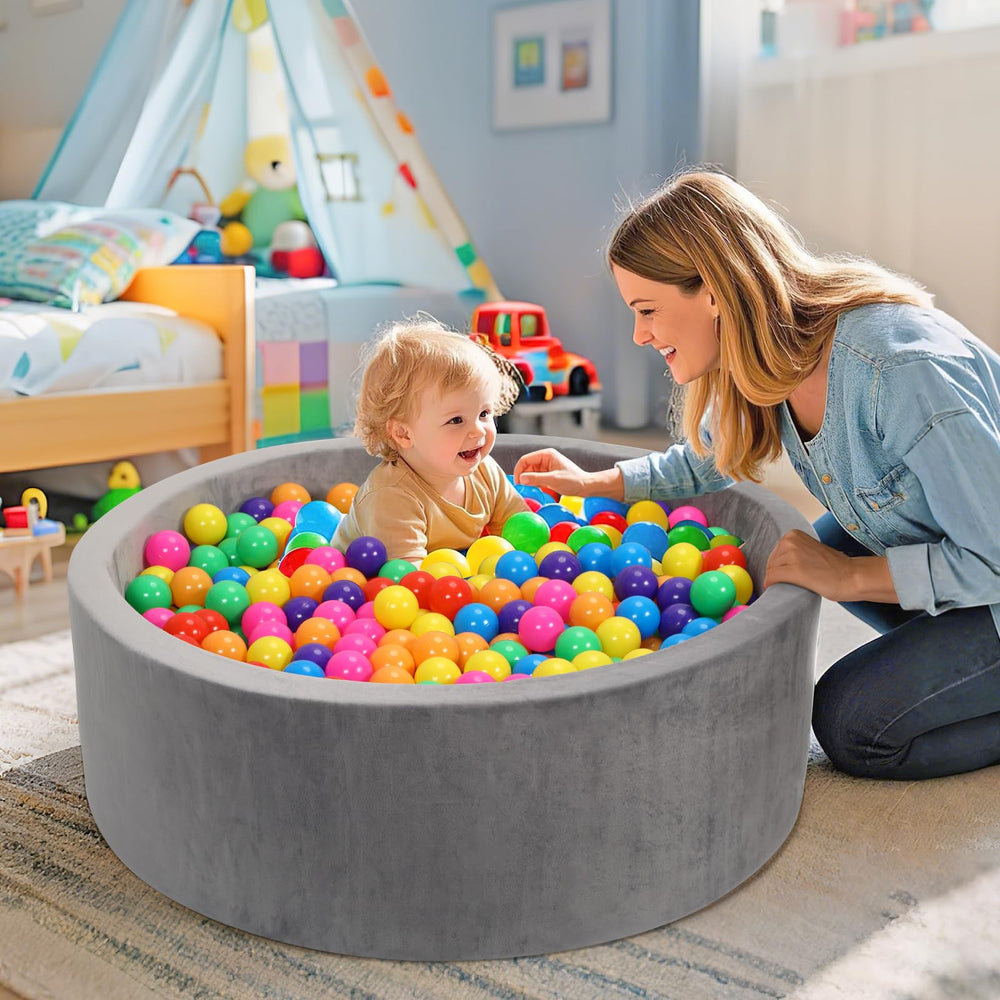 Colorful balls not included with SIUUHOVS pit to emphasize quality materials