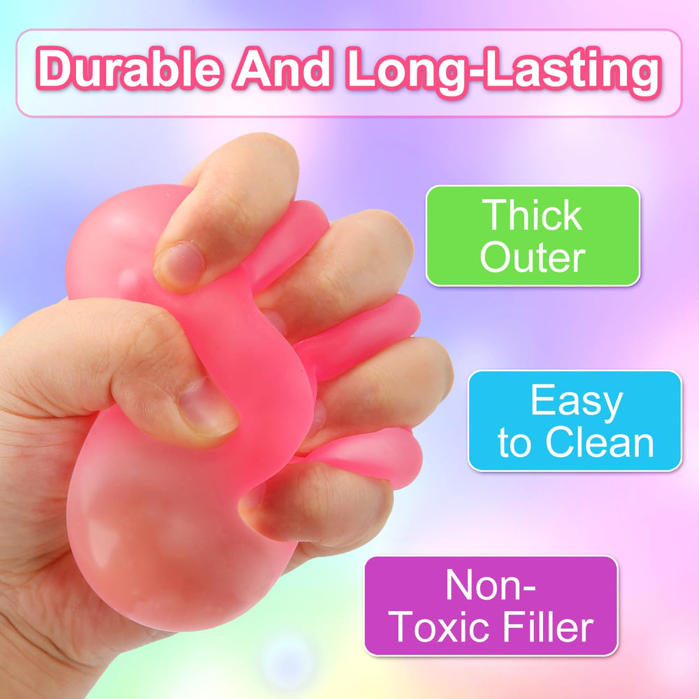 Siwarm stretch cubes in hand for focus and stress relief.