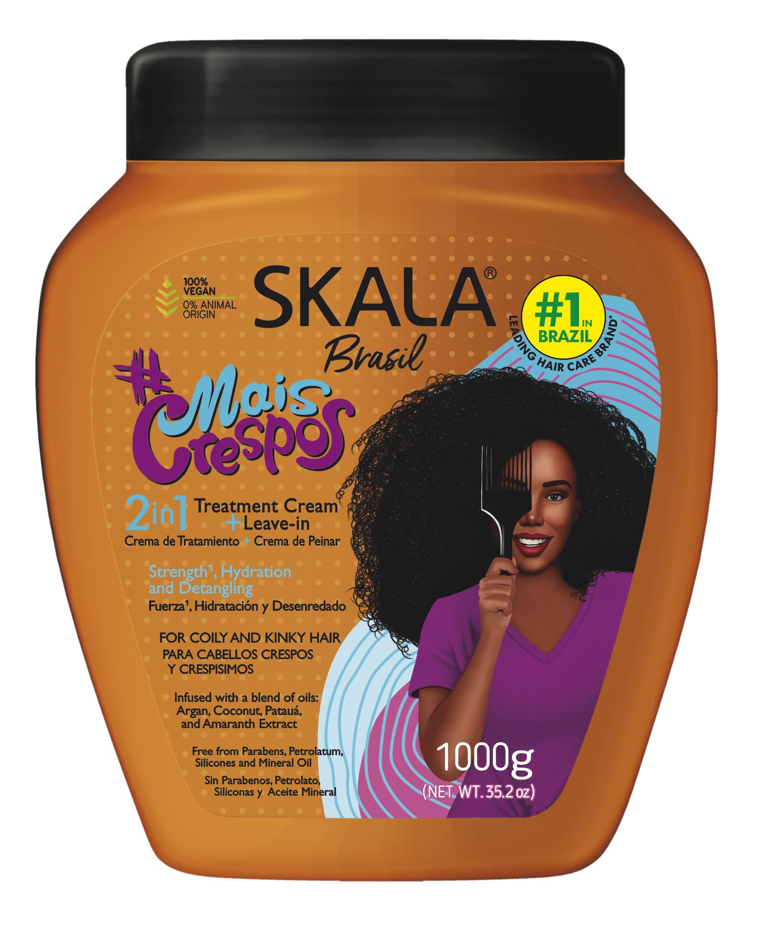 SKALA Mais Cachos bottle close-up emphasizing moisturizing formula for curls