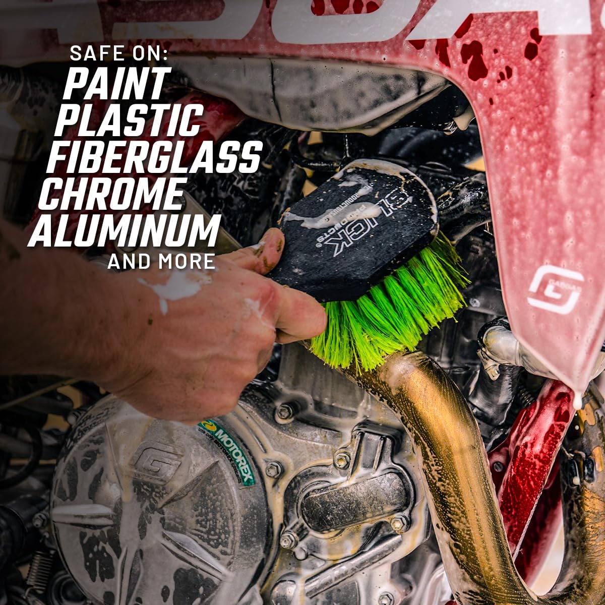 Jeep wash showing thick foam easing scrubbing on rugged surfaces