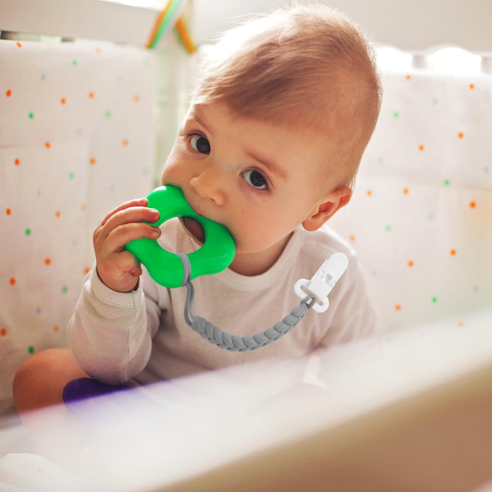 Slotic woven rope clip – newborn-safe silicone near teething area.