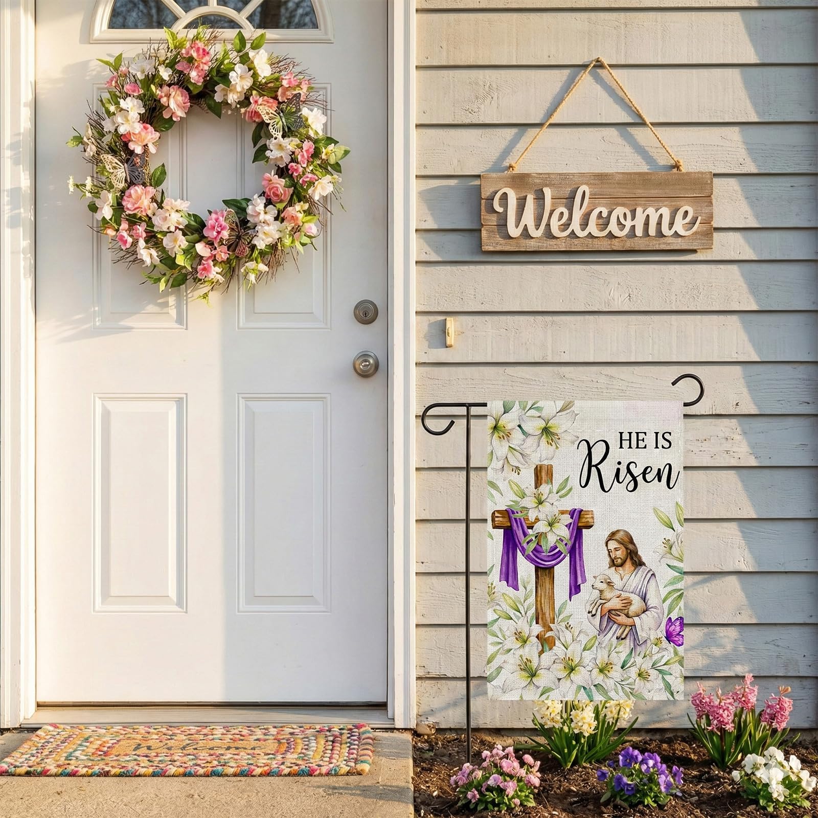 SMBLCE 12x18 outdoor flag enhances seasonal ambiance on decks and porches.