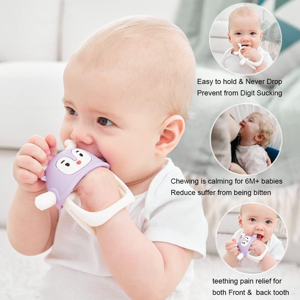 Smily Mia Reindeer teether is dishwasher safe for easy cleanup.