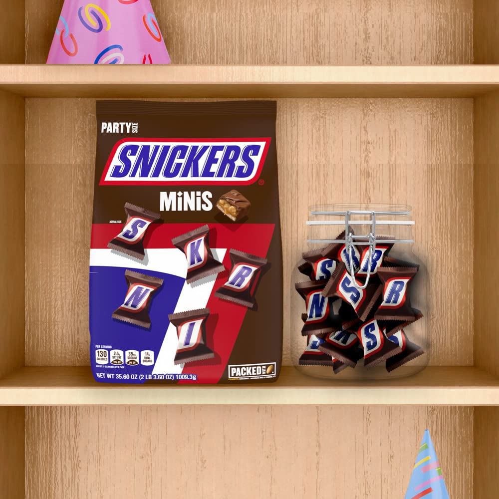 Lunchbox-friendly snack option from Snickers Minis.