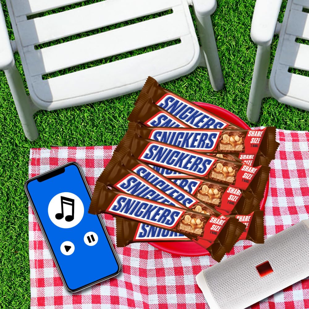 Snickers party buffet display, showcasing two-bars-per-pack option for guests.