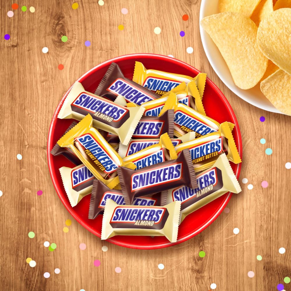 Snickers tailgate favorite adds sweetness to lineups and kickoff moments.