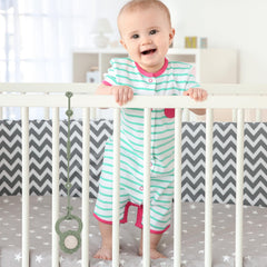 Socub adjustable buckle design provides a secure fit for different sizes.