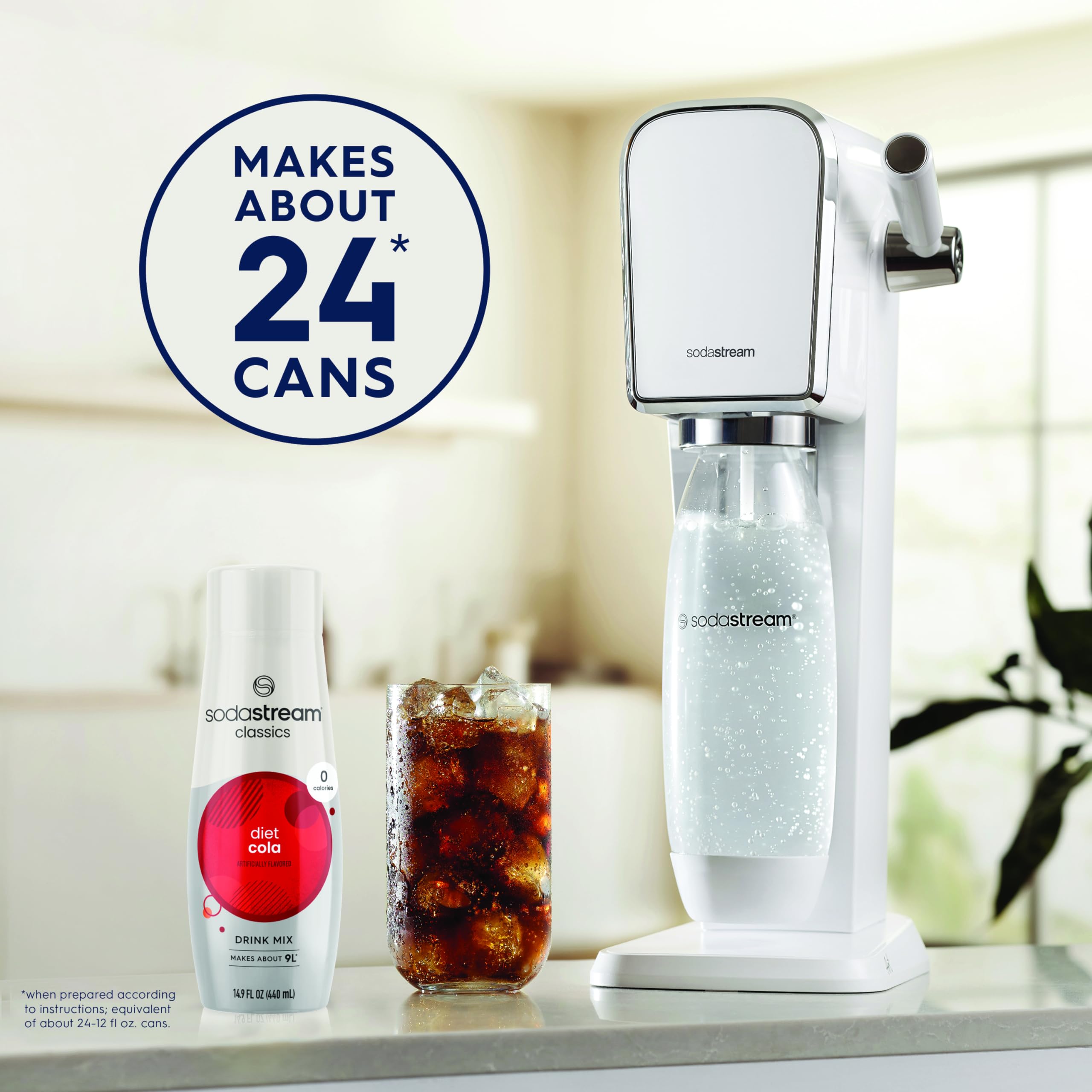 SodaStream Diet Cola glass with bubbles illustrating refreshing sparkling water at home.
