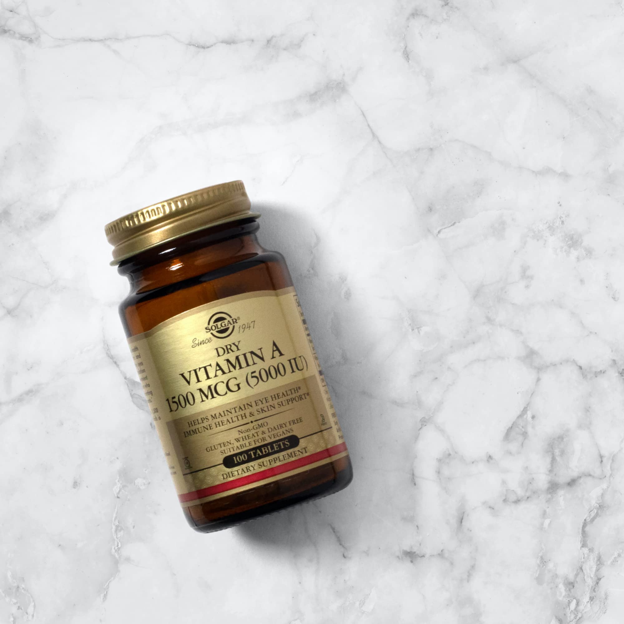 Bottle cap shot of Solgar Dry Vitamin A 1500 mcg bottle