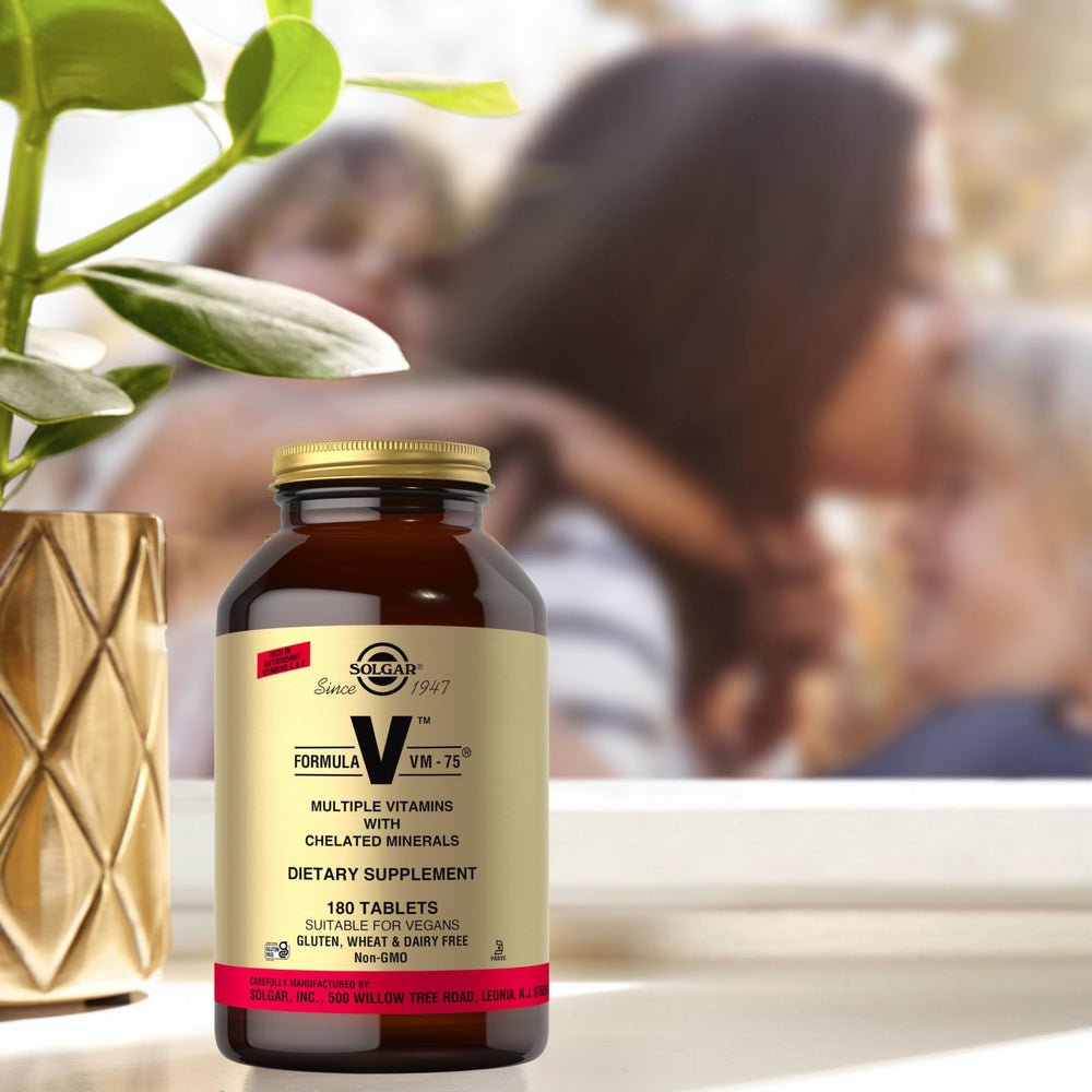 Solgar Formula VM-75 vegan-kosher-gluten-free-dairy-free badge signals inclusive formula.
