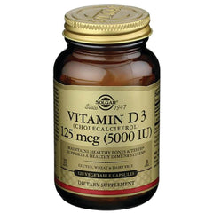Solgar Vitamin D3 bottle top view shows easy-to-swallow capsules for daily use.