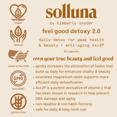 Solluna Detoxy pour action showcasing oxygenated magnesium in use