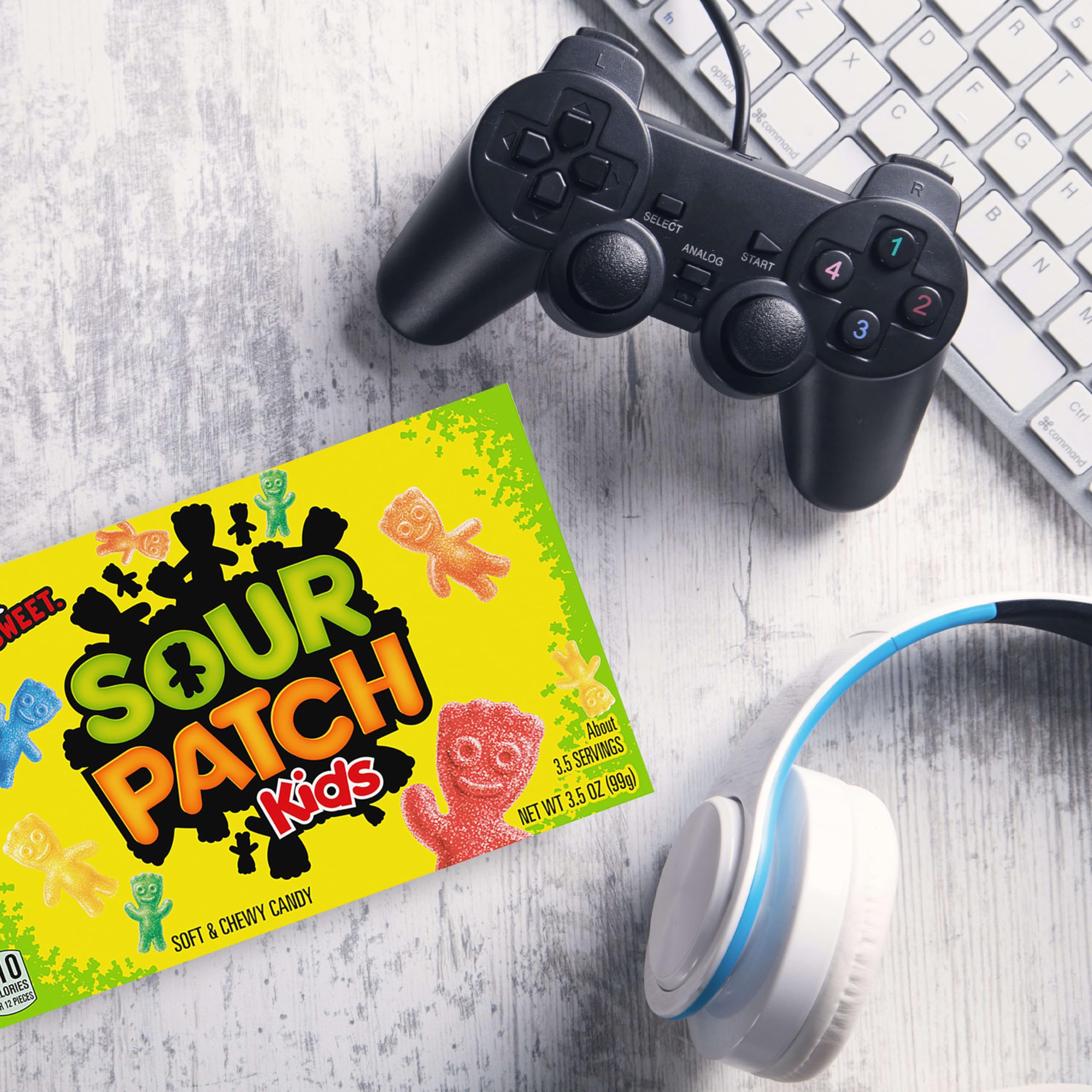 Sour Patch Kids party favors displayed in a friendly gift layout