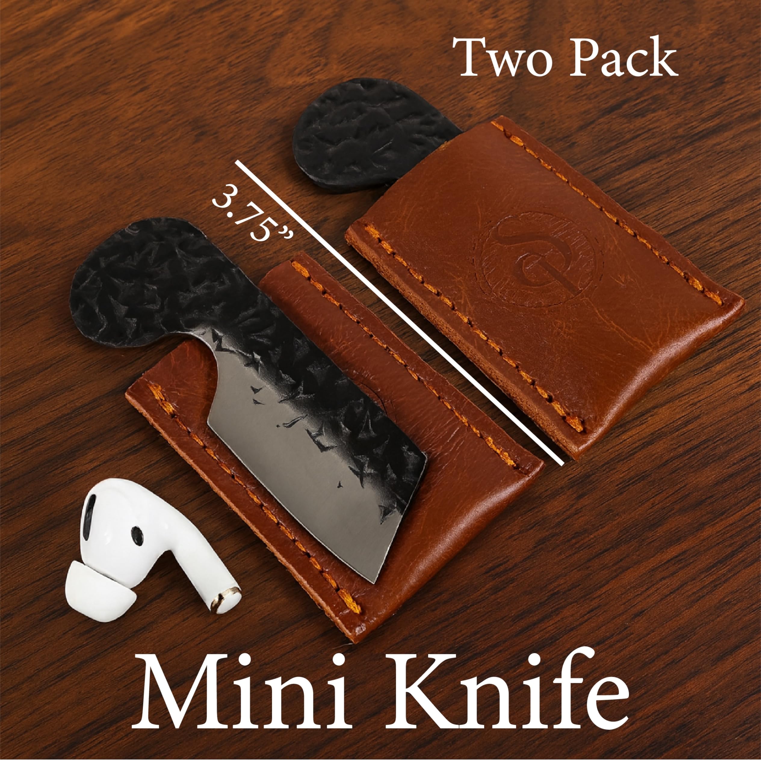Southern Trapper two-pack set with sheaths demonstrates portable EDC versatility.