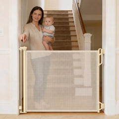 SPACEANY retractable gate mesh in overview for quick setup and space saving