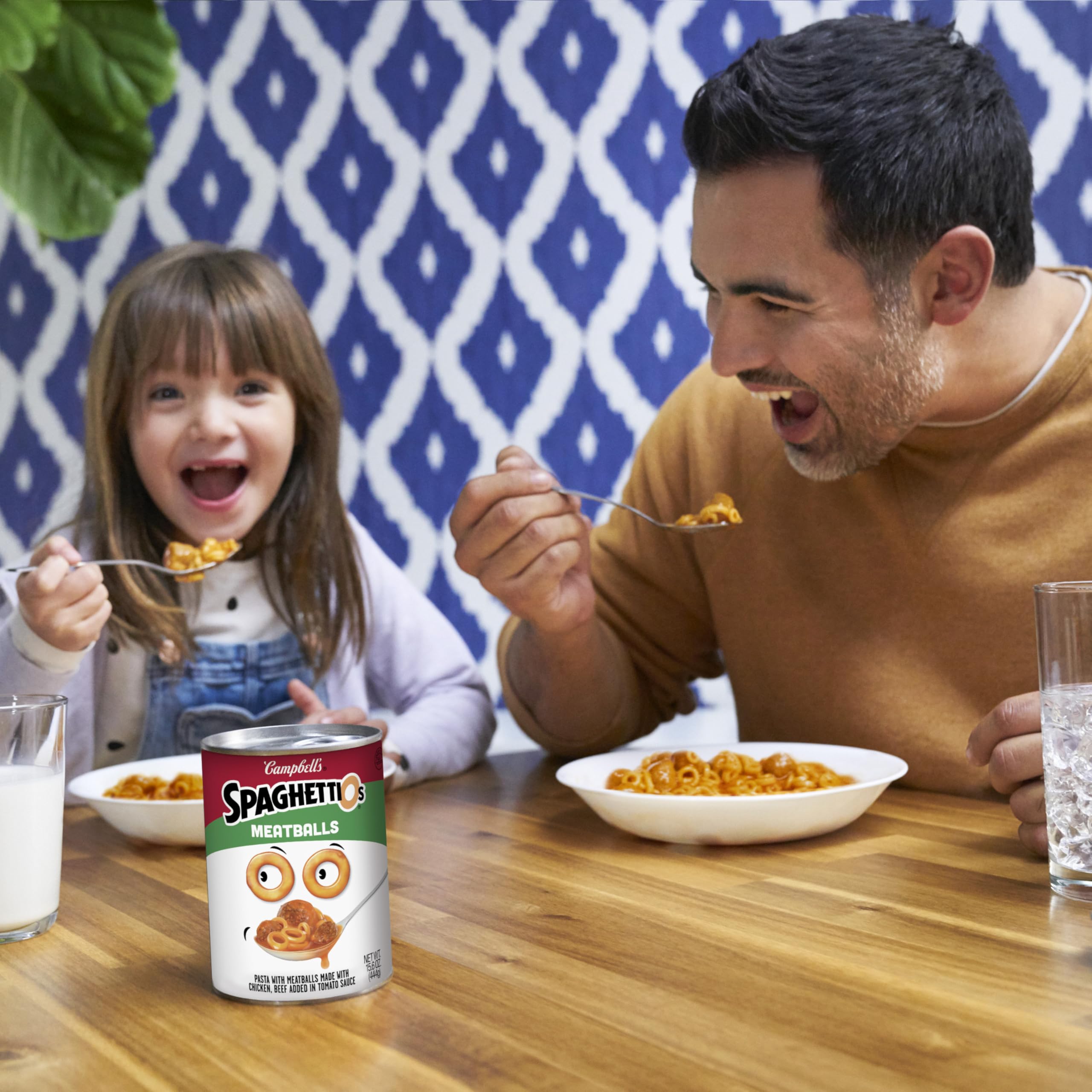 SpaghettiOs Meatballs served as a quick kids' lunch.
