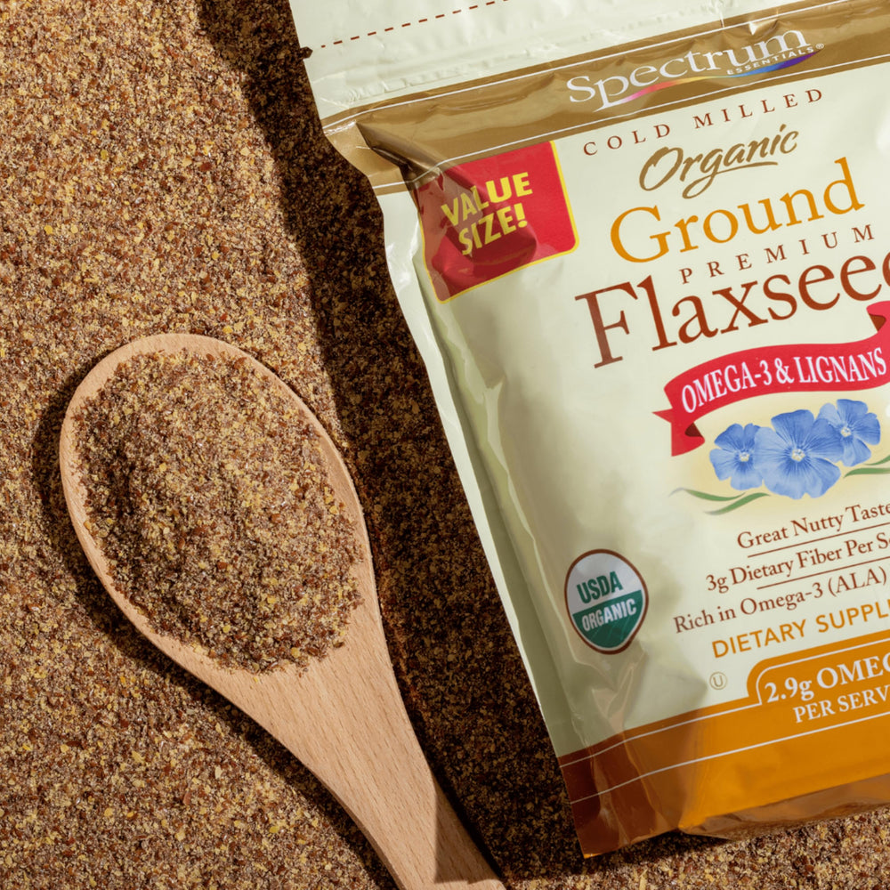 Spectrum Essentials Ground Flaxseed measuring cup shows convenient portioning for baking.